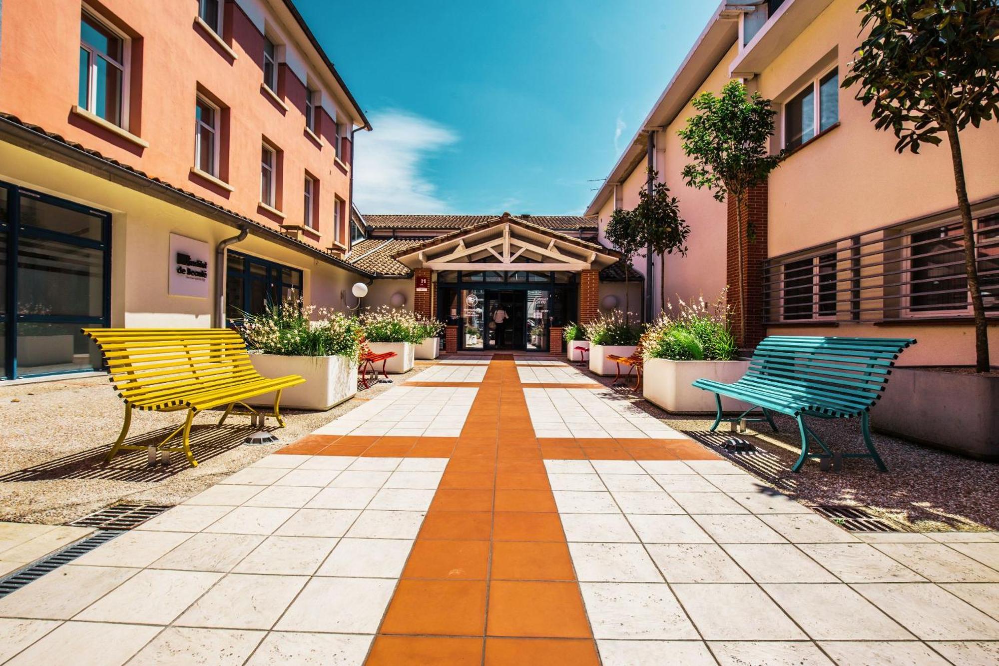 Sporting House Hotel